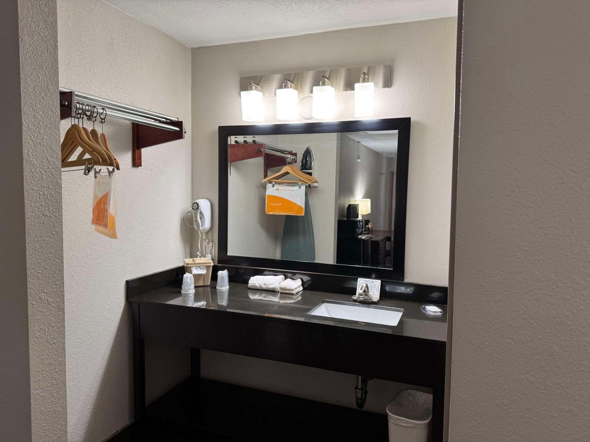 Econo Lodge Childress Esterno foto